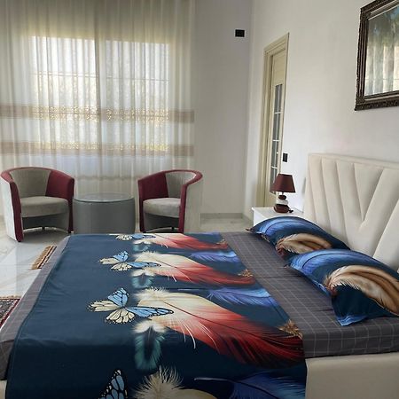 Vila Briart Leilighet Durrës Eksteriør bilde