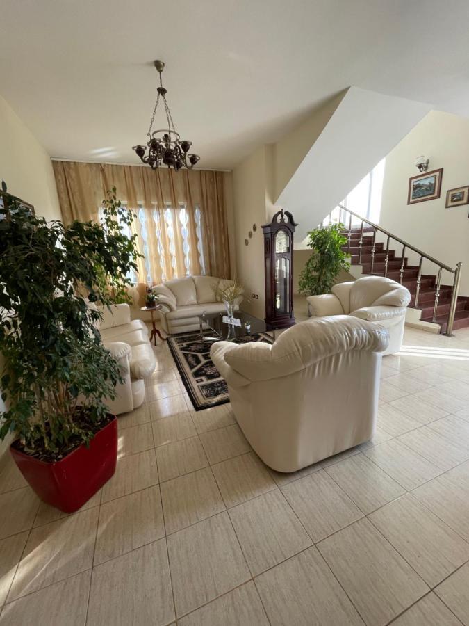 Vila Briart Leilighet Durrës Eksteriør bilde